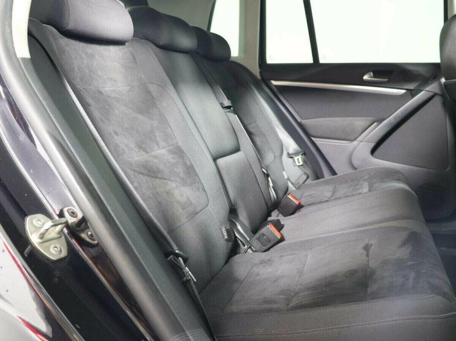 Volkswagen Tiguan, 2.0 л, АТ, 2015 фото 2