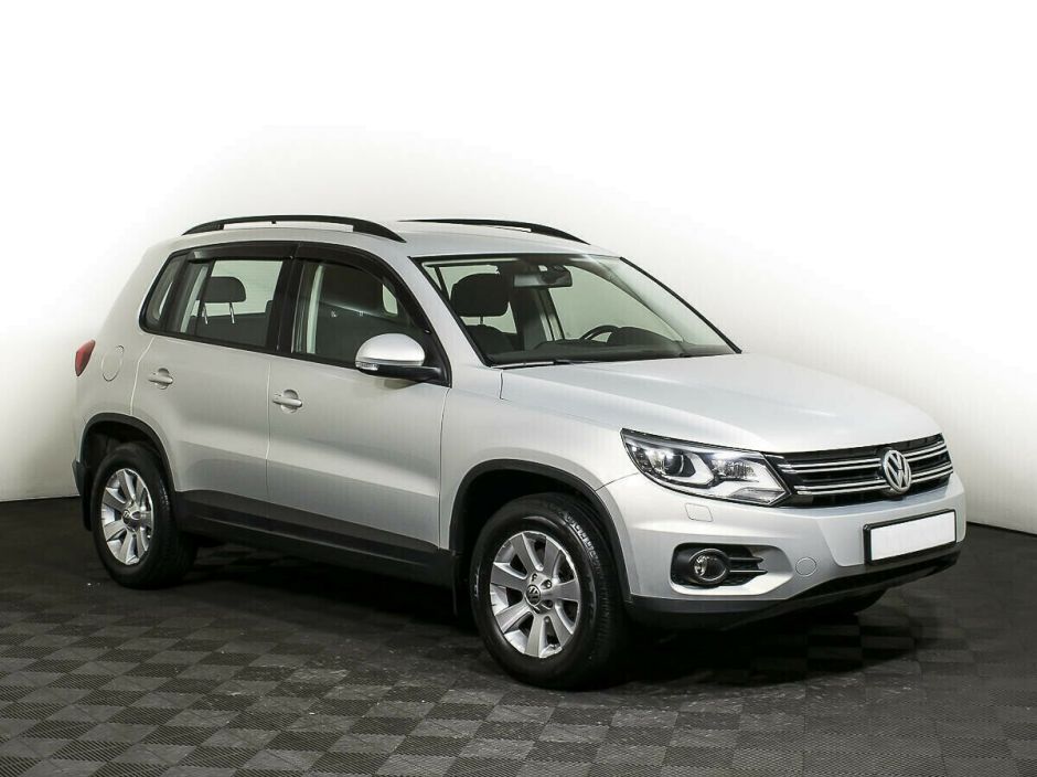 Volkswagen Tiguan, 2.0 л, АТ, 2015 фото 4