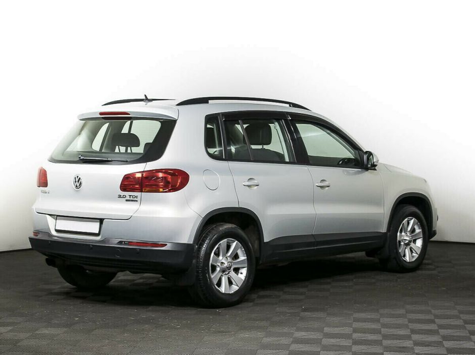 Volkswagen Tiguan, 2.0 л, АТ, 2015 фото 6
