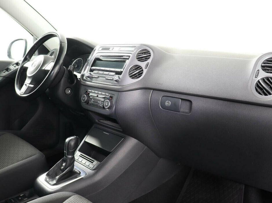 Volkswagen Tiguan, 1.4 л, Робот, 2013 фото 2