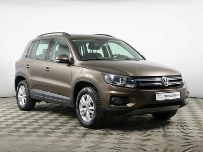 Volkswagen Tiguan, 2.0 л, АКПП, 2015 фото 4