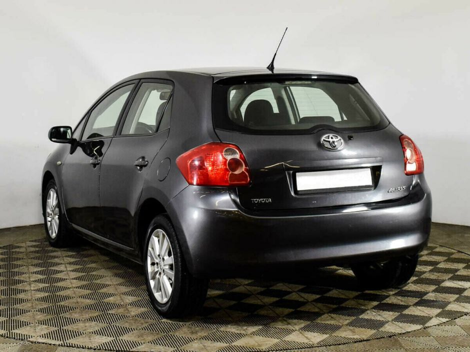 Toyota Auris, 1.6 л, Робот, 2008 фото 4