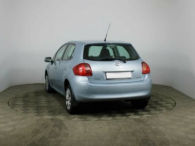 Toyota Auris, 1.6 л, РКПП, 2008 фото 6