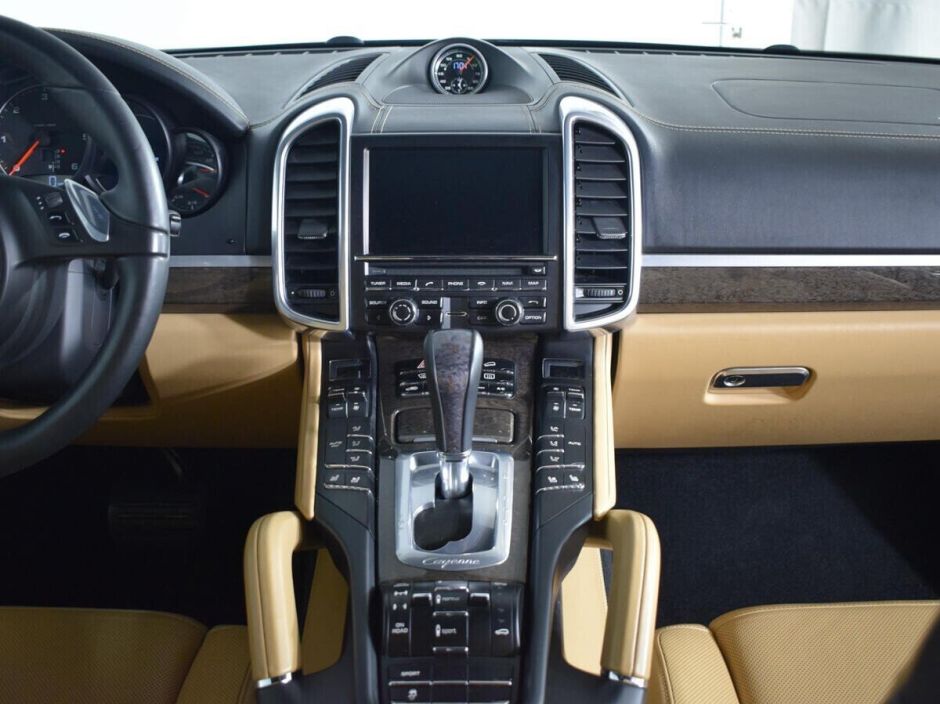 Porsche Cayenne, 3.0 л, АТ, 2013 фото 2