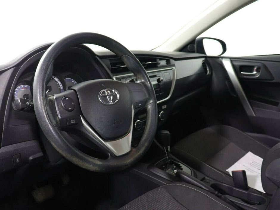 Toyota Auris, 1.6 л, Вариатор, 2013 фото 7