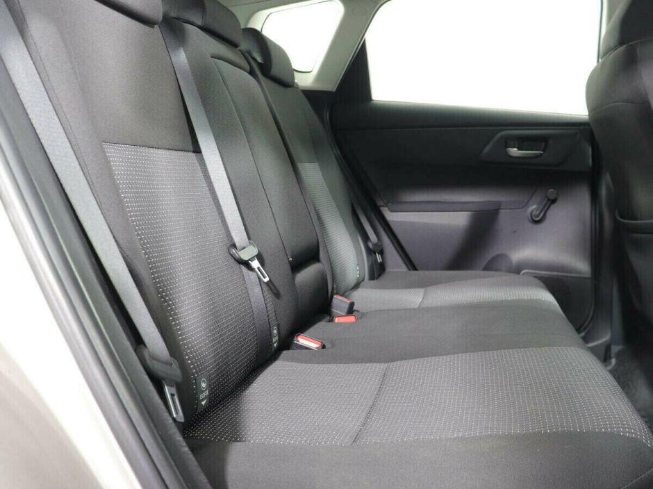 Toyota Auris, 1.6 л, Вариатор, 2013 фото 1