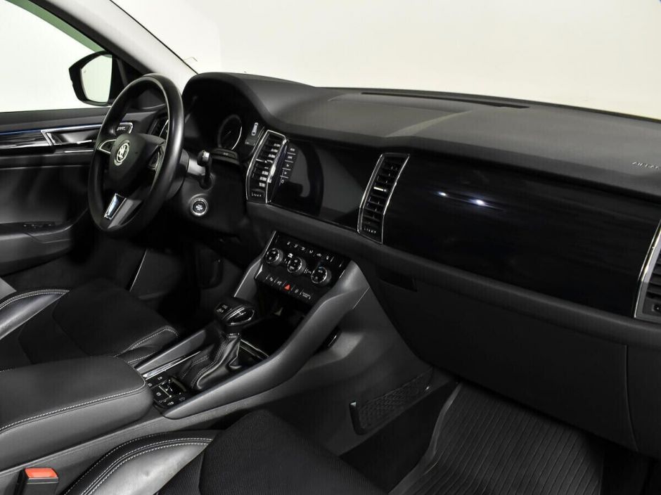 Skoda Kodiaq, 2.0 л, Робот, 2018 фото 2