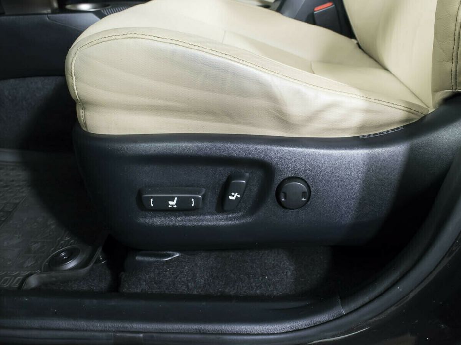 Toyota RAV4, 2.0 л, Вариатор, 2012 фото 10