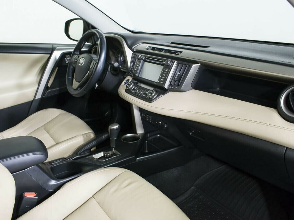 Toyota RAV4, 2.0 л, Вариатор, 2012 фото 2