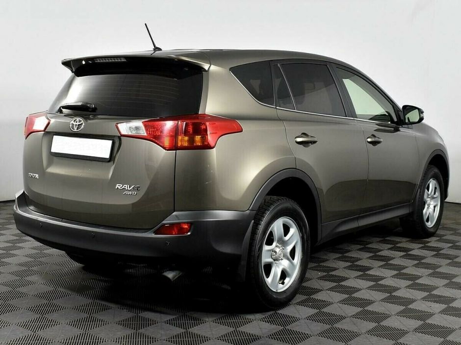 Toyota RAV4, 2.2 л, АТ, 2012 фото 4
