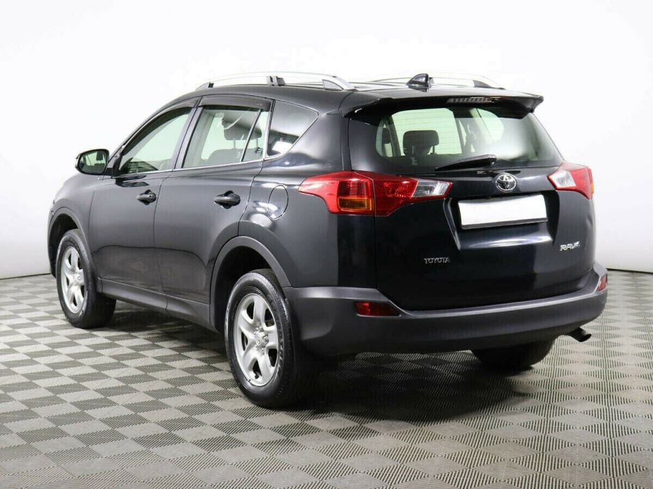 Toyota RAV4, 2.0 л, МТ, 2013 фото 6