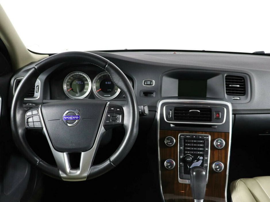Volvo S60, 1.6 л, Робот, 2011 фото 1