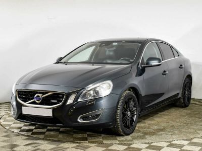 Volvo S60, 1.6 л, РКПП, 2012 фото 3