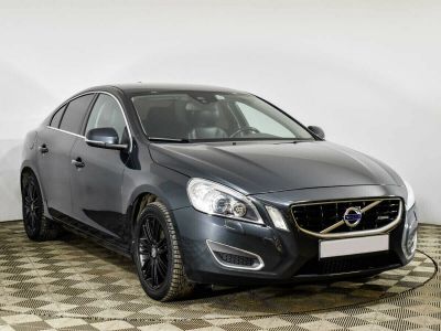 Volvo S60, 1.6 л, РКПП, 2012 фото 4