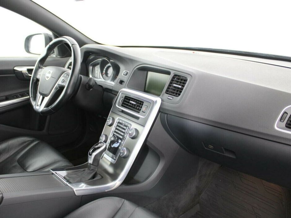 Volvo S60, 1.5 л, АТ, 2016 фото 2