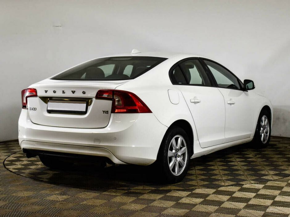 Volvo S60, 2.0 л, АТ, 2013 фото 6