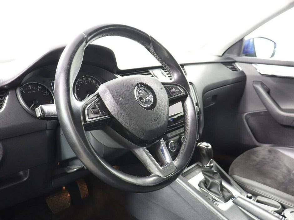 Skoda Octavia, 1.8 л, Робот, 2014 фото 9