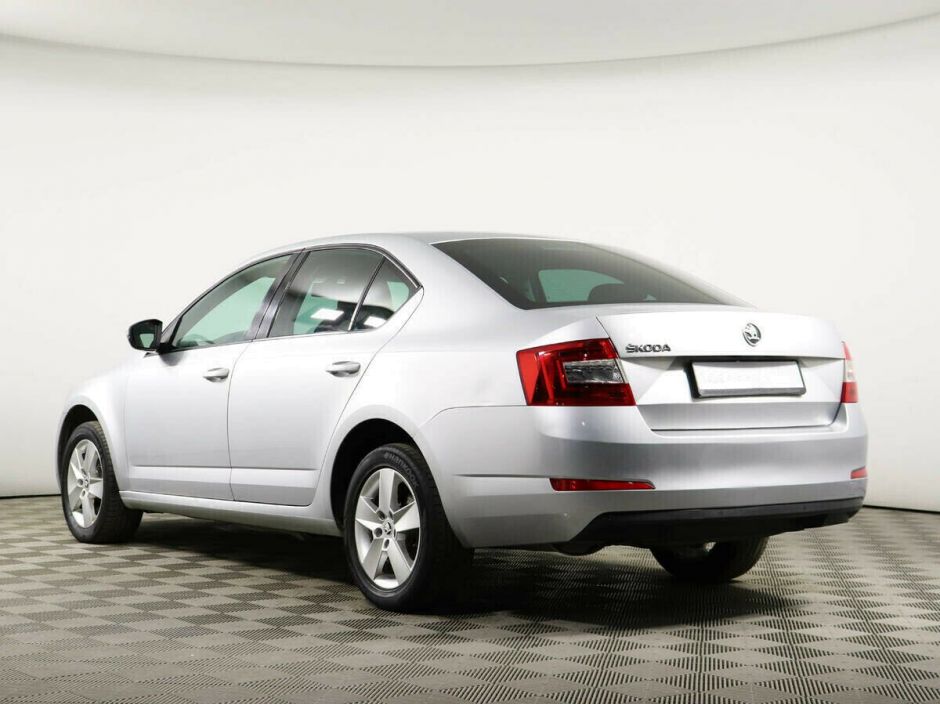 Skoda Octavia, 1.4 л, Робот, 2015 фото 6