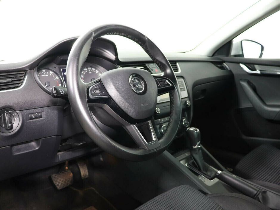 Skoda Octavia, 1.4 л, Робот, 2015 фото 7