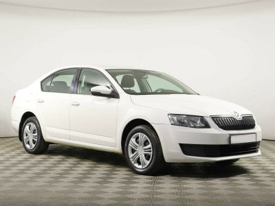 Skoda Octavia, 1.6 л, МКПП, 2015 фото 4