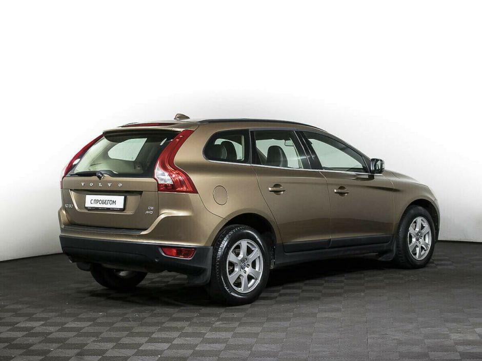 Volvo XC60, 2.4 л, АТ, 2010 фото 5