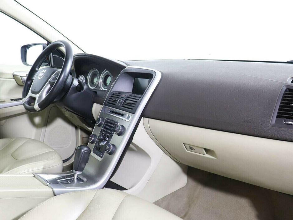 Volvo XC60, 2.4 л, АТ, 2013 фото 7
