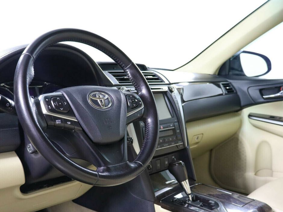 Toyota Camry, 3.5 л, АТ, 2015 фото 8