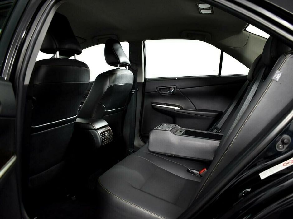 Toyota Camry, 3.5 л, АТ, 2016 фото 2