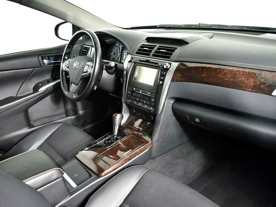 Toyota Camry, 2.5 л, АТ, 2015 фото 2