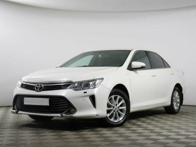 Toyota Camry, 2.5 л, АКПП, 2016 фото 3