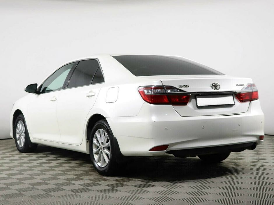 Toyota Camry, 2.5 л, АТ, 2016 фото 6