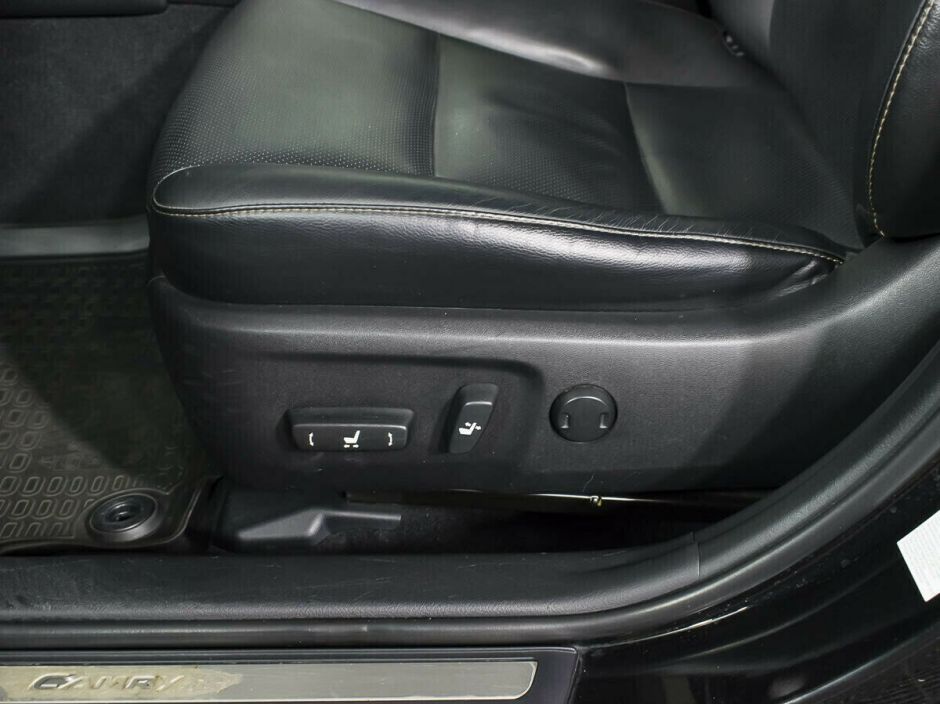 Toyota Camry, 2.5 л, АТ, 2014 фото 8