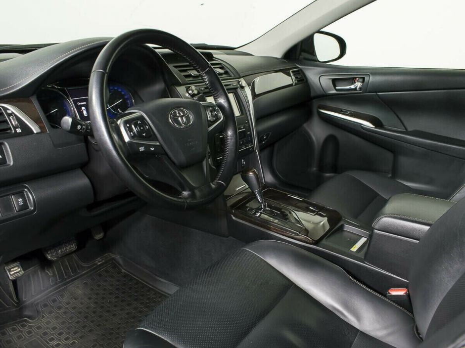 Toyota Camry, 2.5 л, АТ, 2014 фото 9