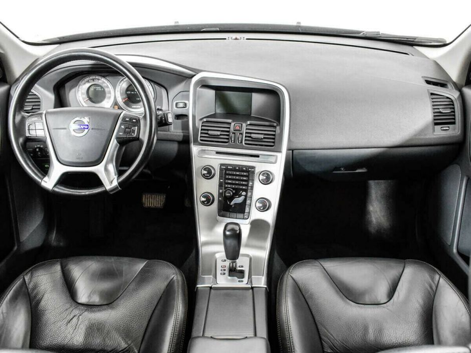 Volvo XC60, 2.4 л, АТ, 2013 фото 2