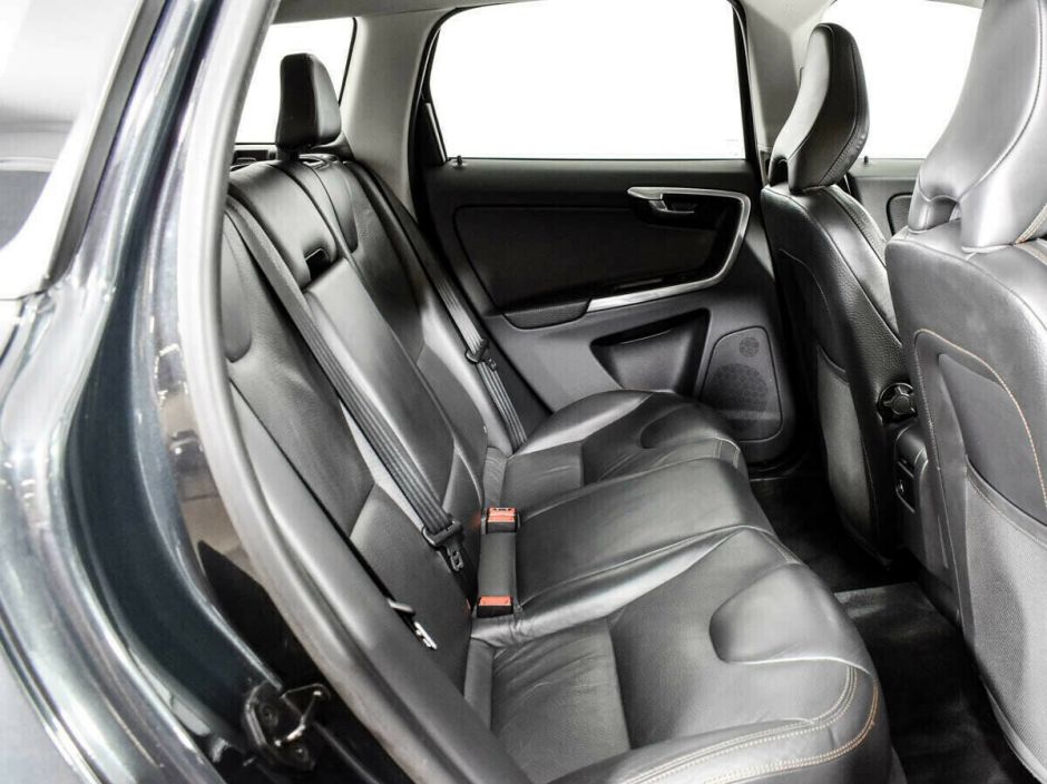 Volvo XC60, 2.4 л, АТ, 2013 фото 1