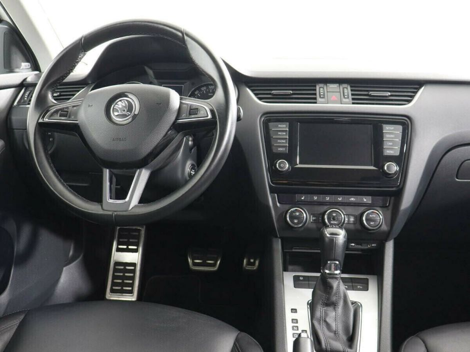 Skoda Octavia, 1.8 л, Робот, 2016 фото 9