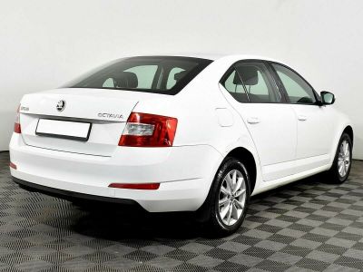 Skoda Octavia, 1.4 л, РКПП, 2015 фото 5