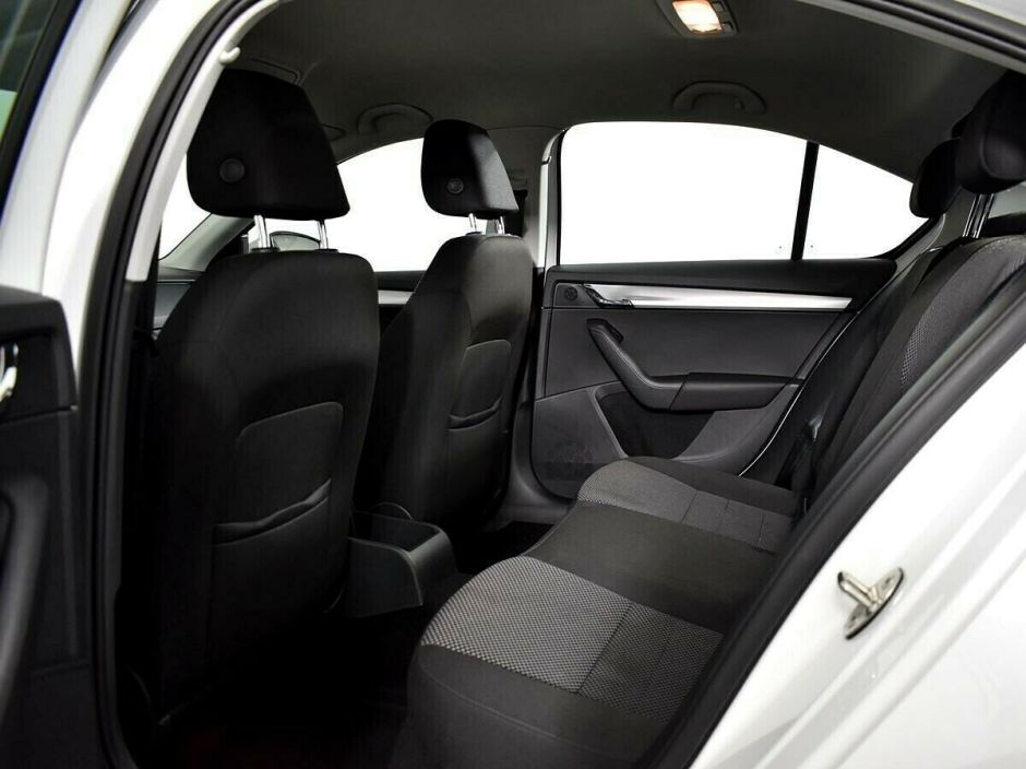 Skoda Octavia, 1.4 л, Робот, 2015 фото 1