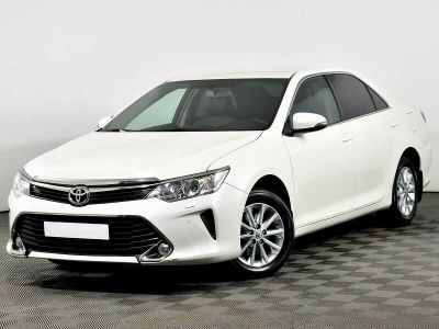 Toyota Camry, 2.5 л, АКПП, 2017 фото 3