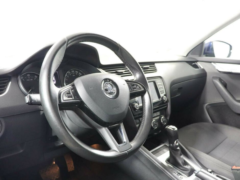 Skoda Octavia, 1.4 л, Робот, 2016 фото 9