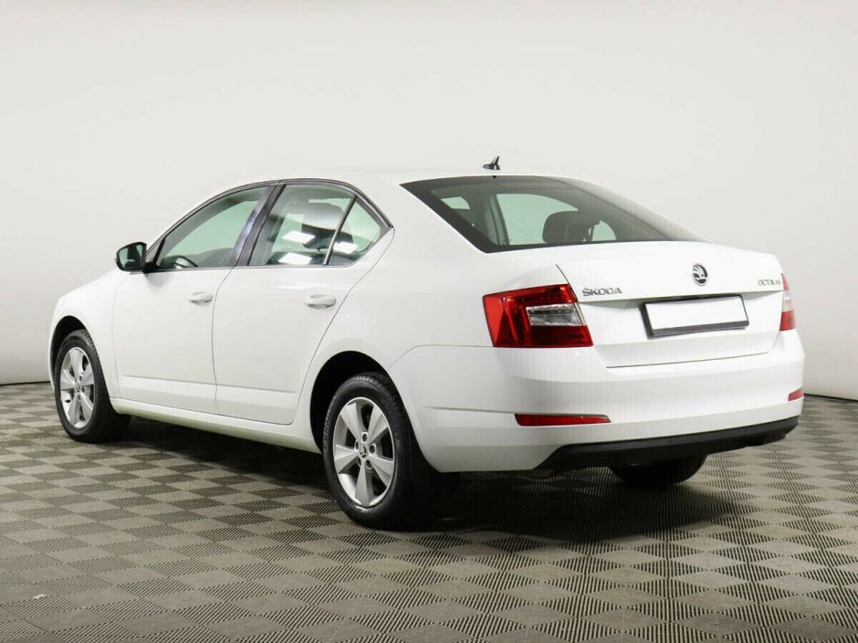 Skoda Octavia, 1.4 л, Робот, 2015 фото 6