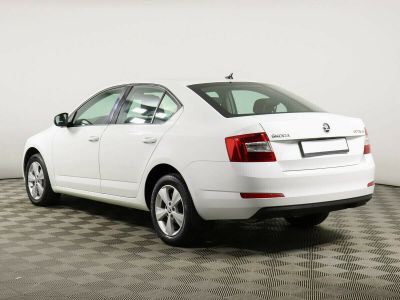 Skoda Octavia, 1.4 л, РКПП, 2015 фото 6