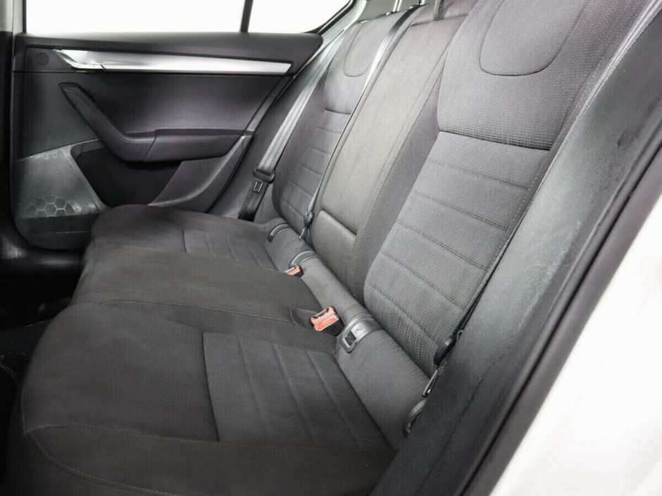 Skoda Octavia, 1.4 л, Робот, 2015 фото 1