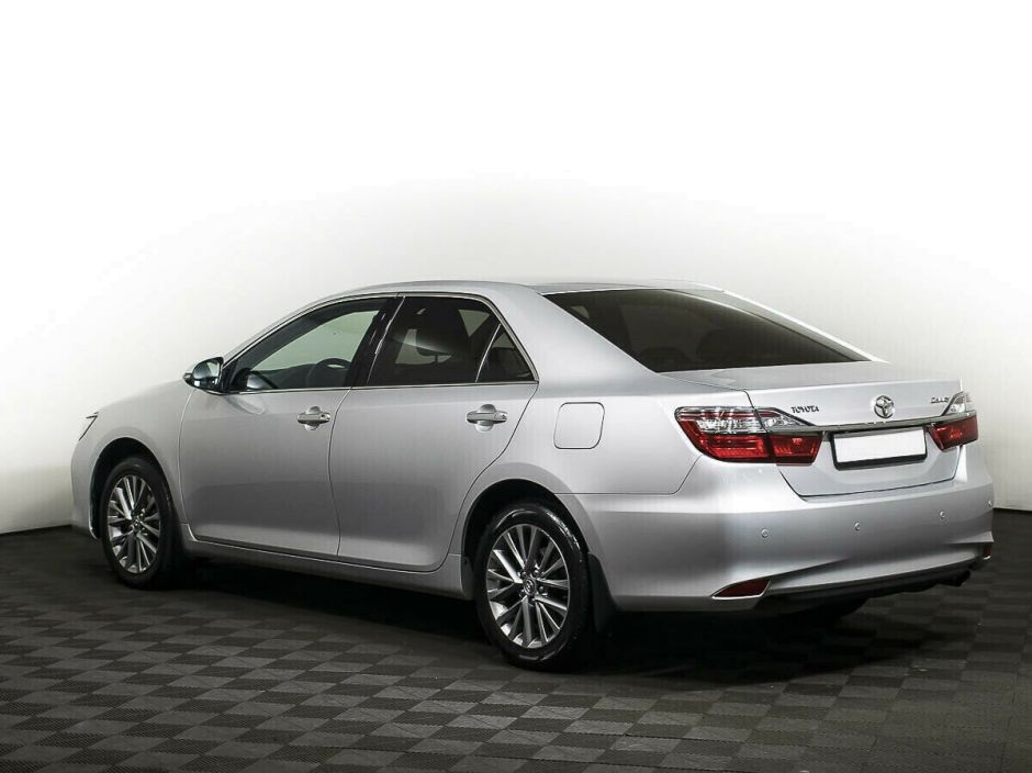 Toyota Camry, 2.5 л, АТ, 2016 фото 6