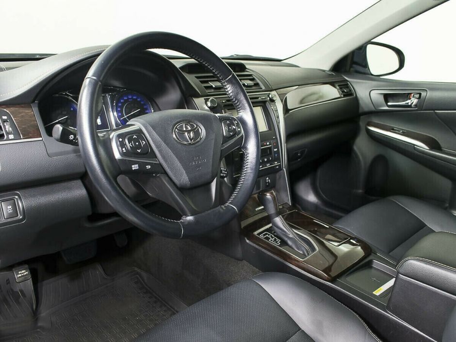 Toyota Camry, 2.5 л, АТ, 2016 фото 7