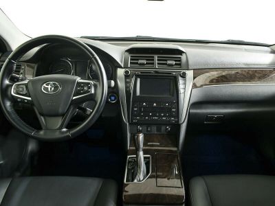 Toyota Camry, 2.5 л, АКПП, 2016 фото 8