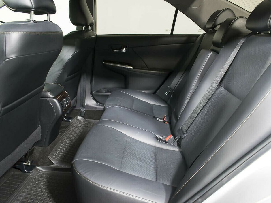 Toyota Camry, 2.5 л, АТ, 2016 фото 1