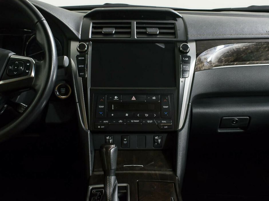 Toyota Camry, 2.5 л, АТ, 2017 фото 2