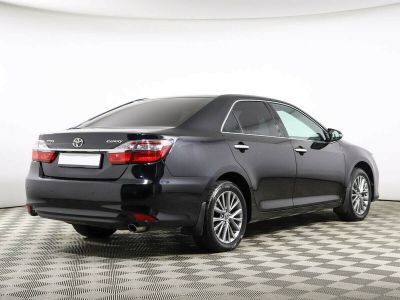 Toyota Camry, 2.5 л, АКПП, 2017 фото 4