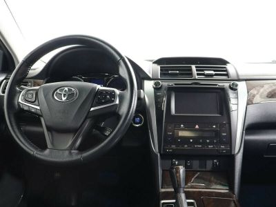 Toyota Camry, 2.5 л, АКПП, 2017 фото 7